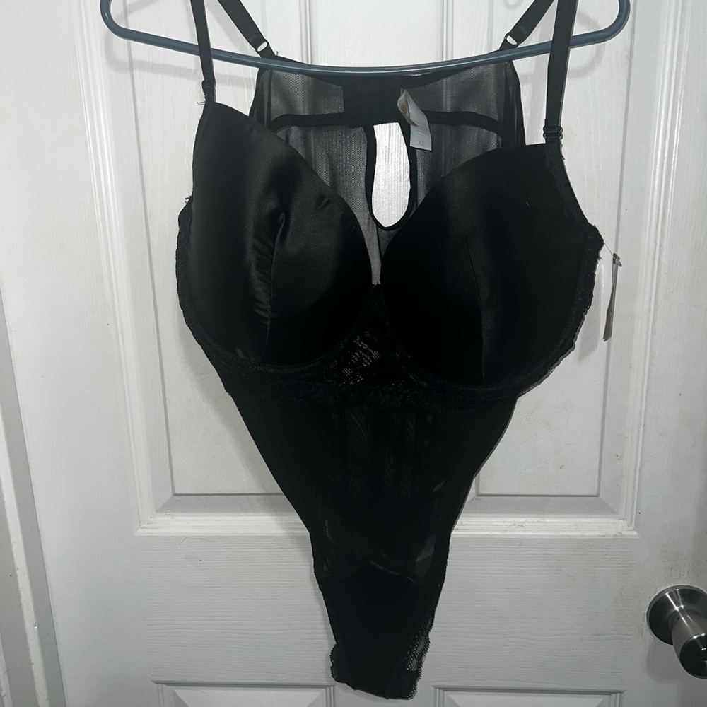 Cosmopolitan Black Lace-Trim Mesh Bodysuit